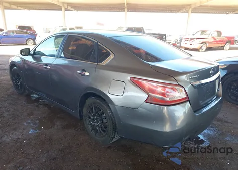 2014 Nissan Altima 2.5 S z USA, uszkodzony, nr VIN 1N4AL3AP4EC173167
